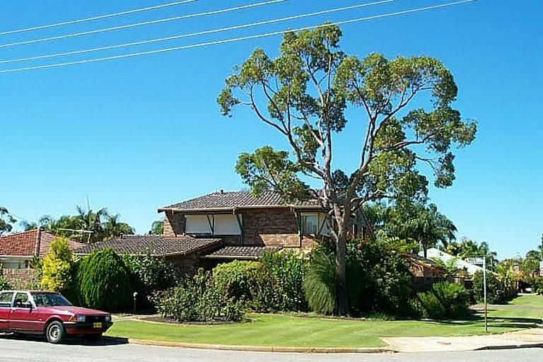 2 Mais Ct, Bateman, WA 6150