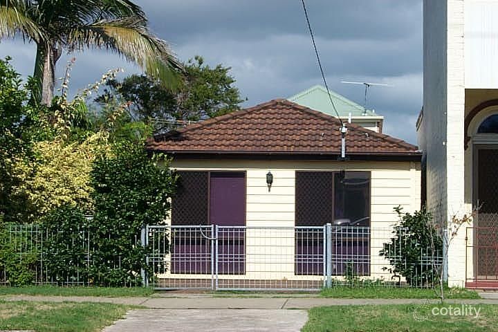 31 Young St, Carrington, NSW 2294