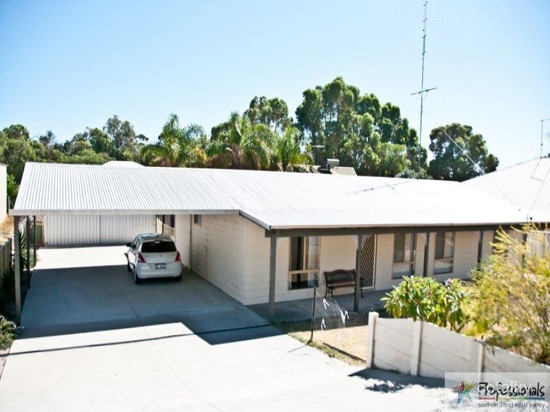 32 Mitchell Rd, Preston Beach, WA 6215