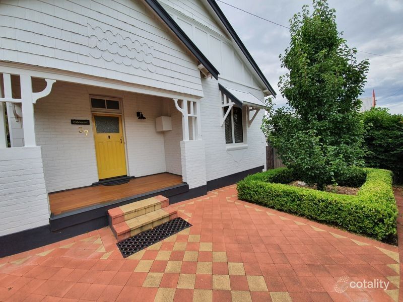 37 Bourke St, East Tamworth, NSW 2340
