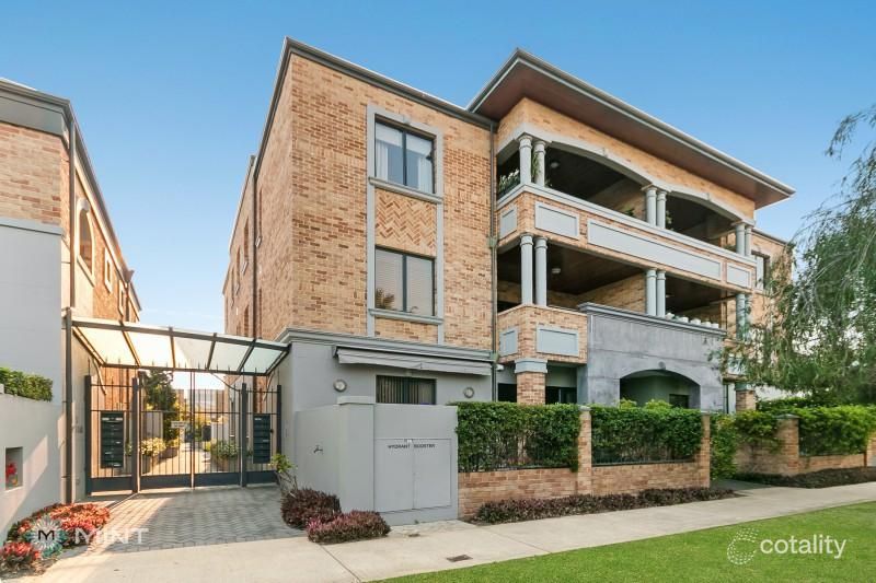 24/8 Bay Rd, Claremont, WA 6010