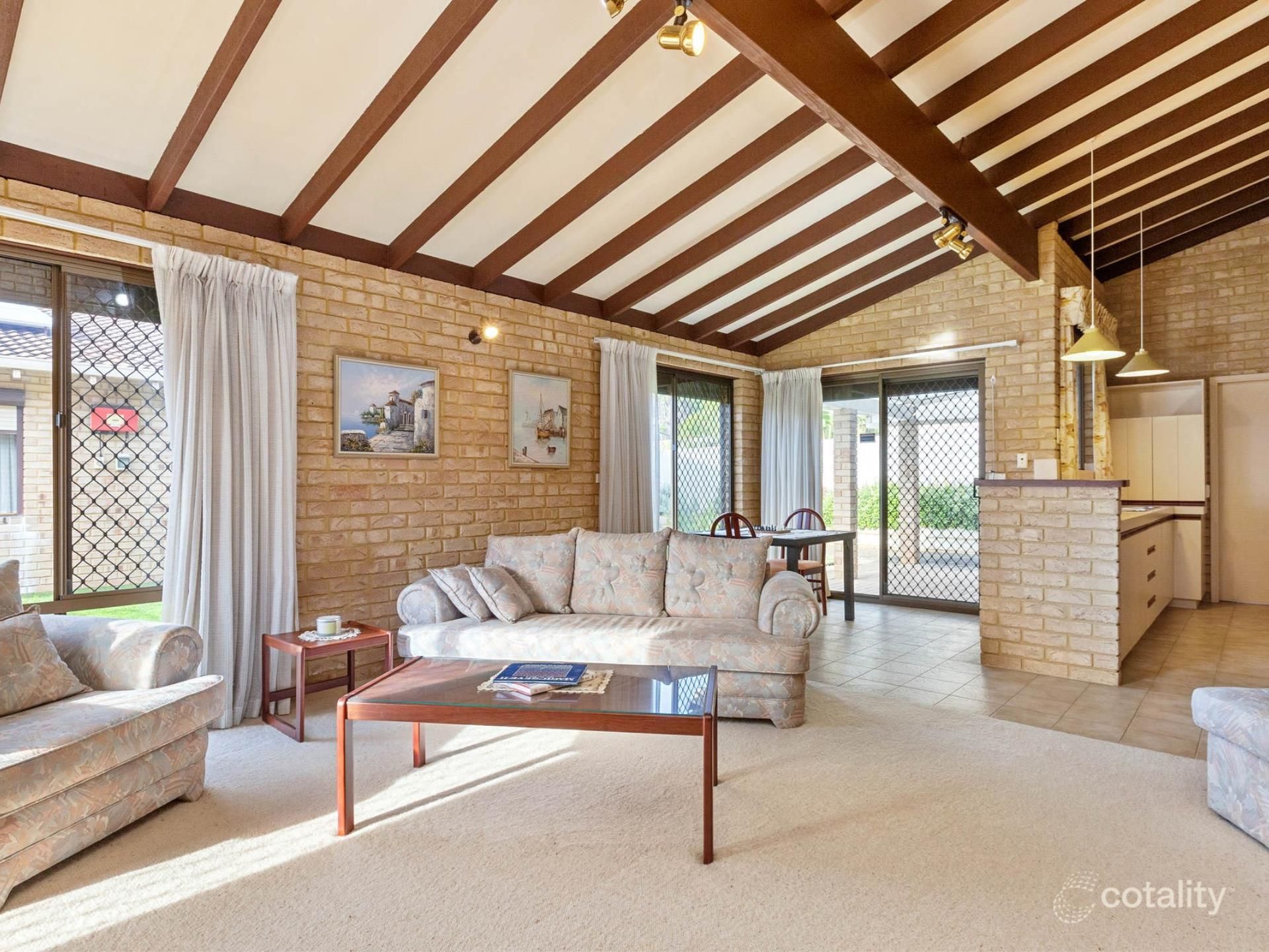 17b Bayliss Rd, Kardinya, WA 6163