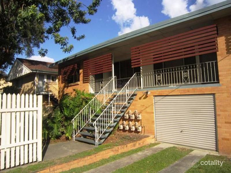 11 Hamley St, Wooloowin, QLD 4030