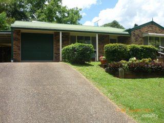 6 Dana Cl, Glass House Mountains, QLD 4518