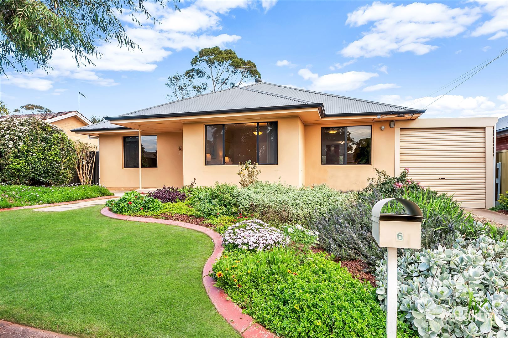6 Geoffrey St, Magill, SA 5072