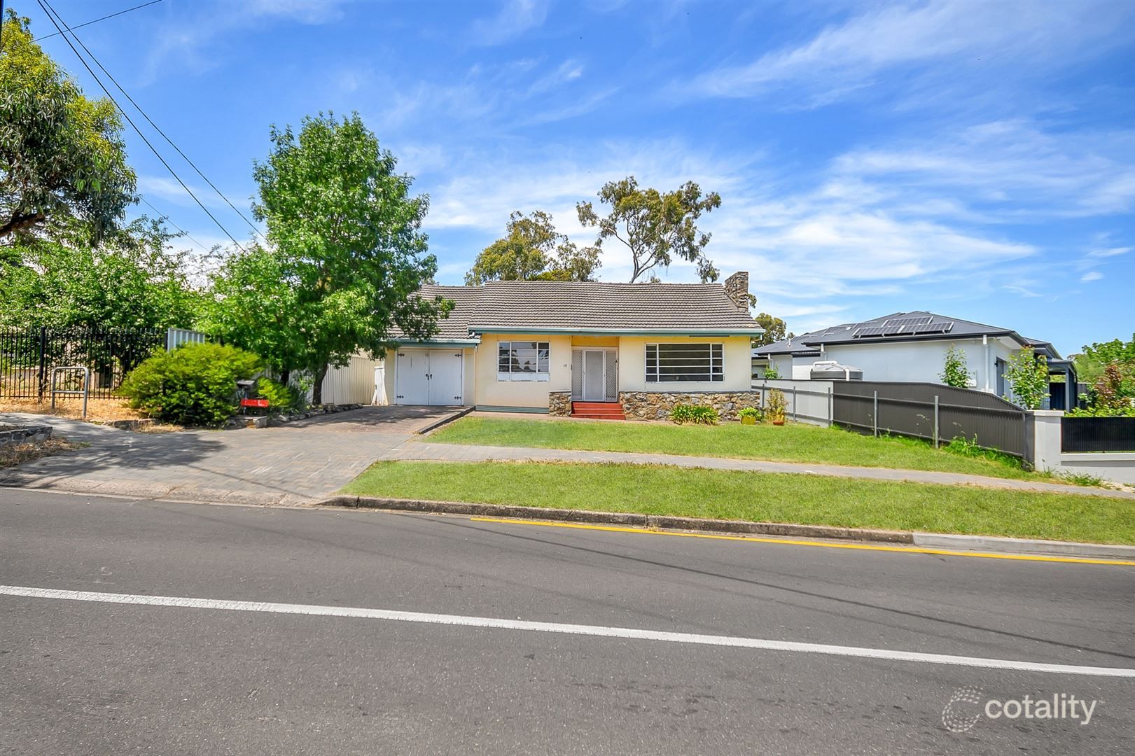 10 Parham Rd, Eden Hills, SA 5050