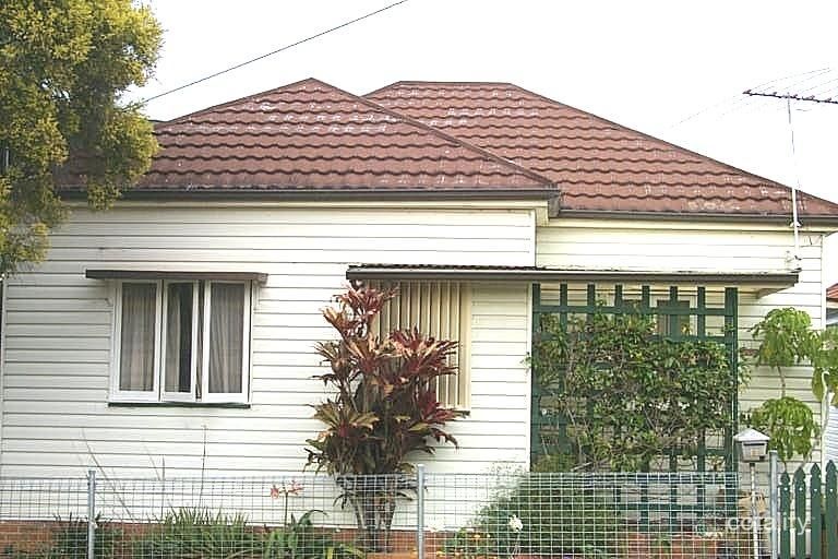 11 Susan St, Greenslopes, QLD 4120