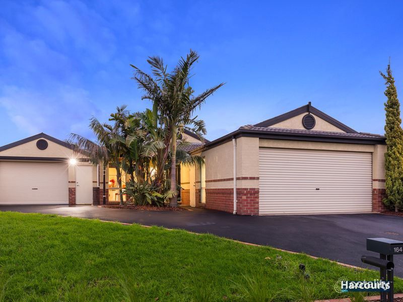 164 Waradgery Dr, Rowville, VIC 3178