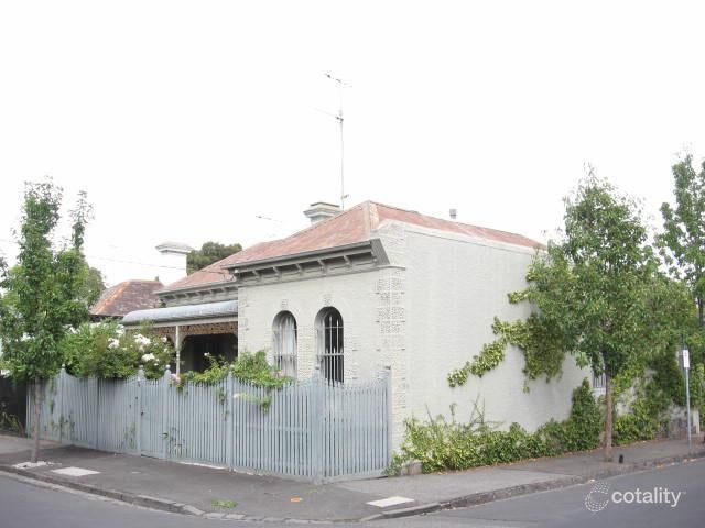 69 Fairbairn Rd, Toorak, VIC 3142