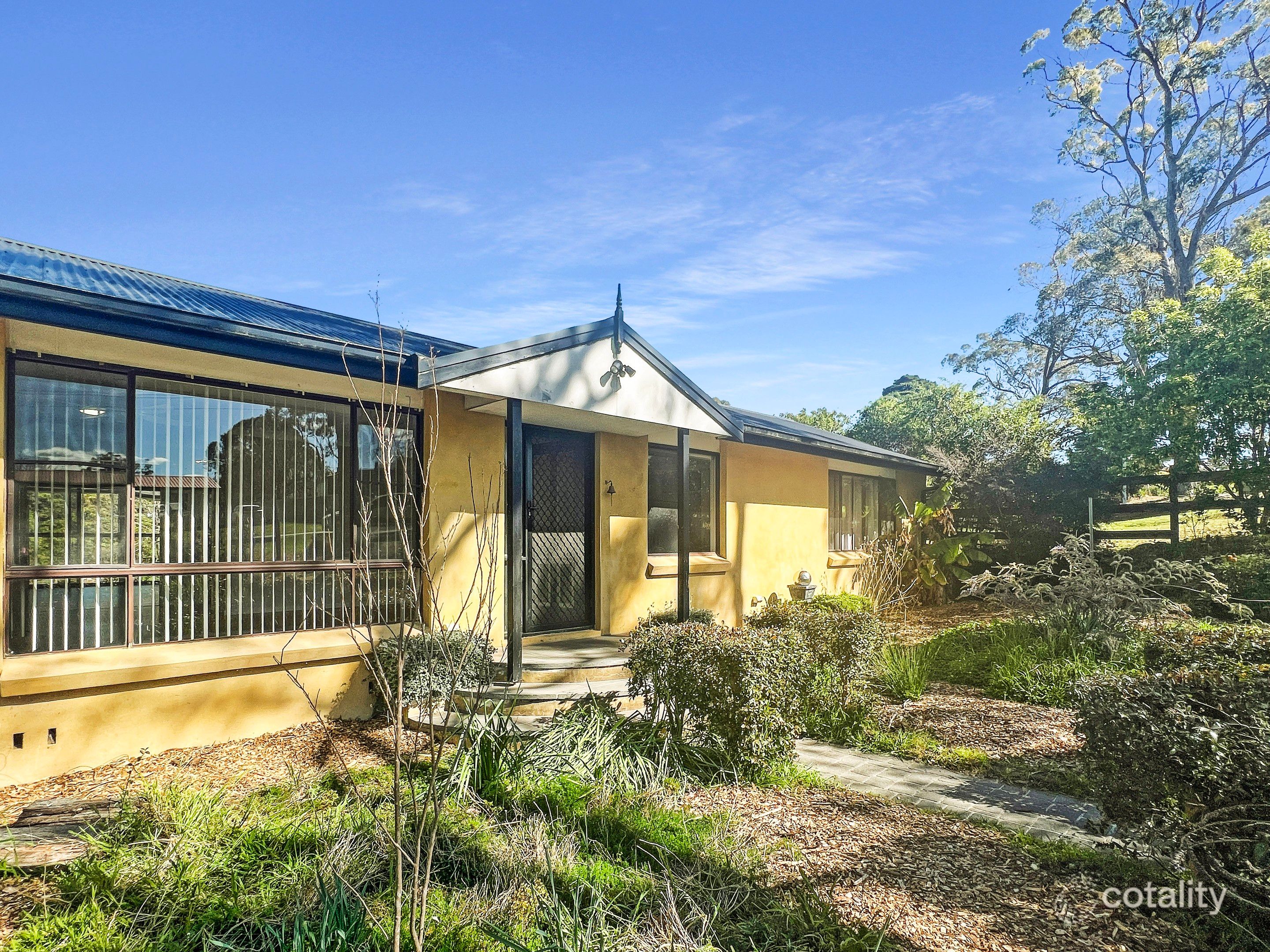 19 Stanley St, Hill Top, NSW 2575
