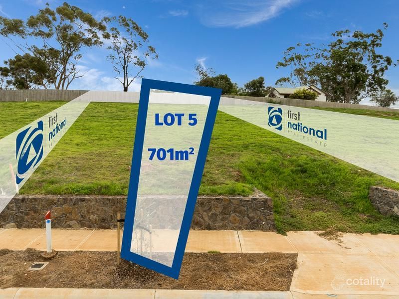 13 Pinnacle Ct, Bacchus Marsh, VIC 3340