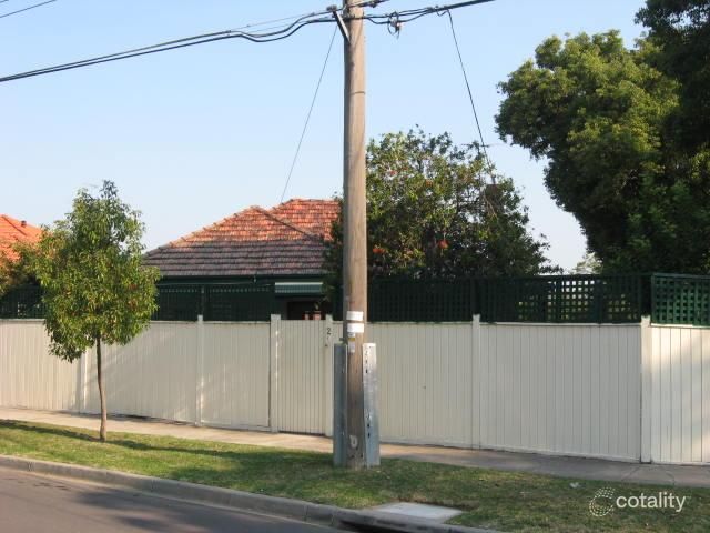 2 St Finbars Cres, Brighton East, VIC 3187