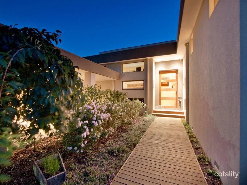 4 Bundara Cres, Mount Eliza, VIC 3930
