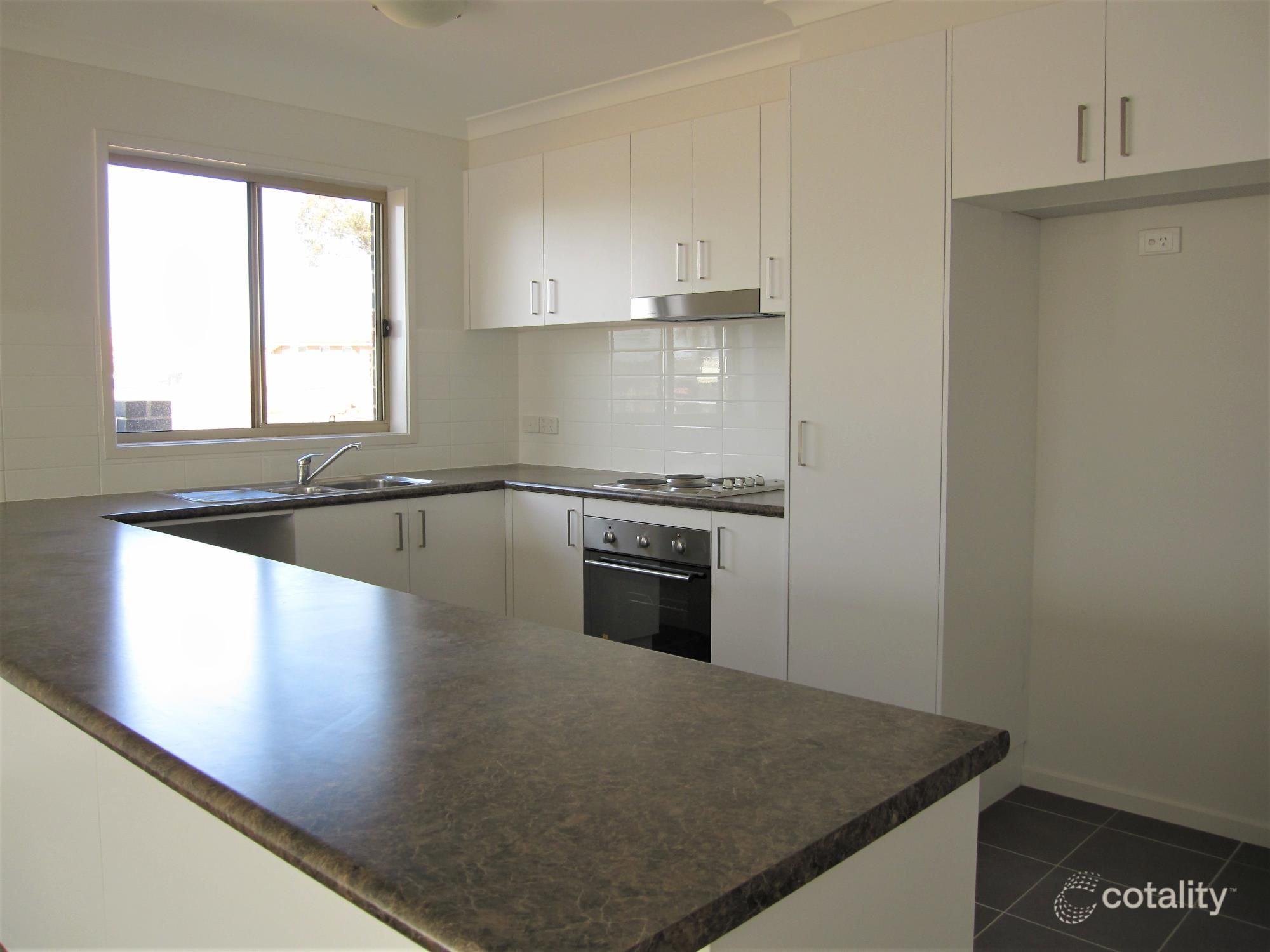 12/95 Eccles Cct, Macgregor, ACT 2615