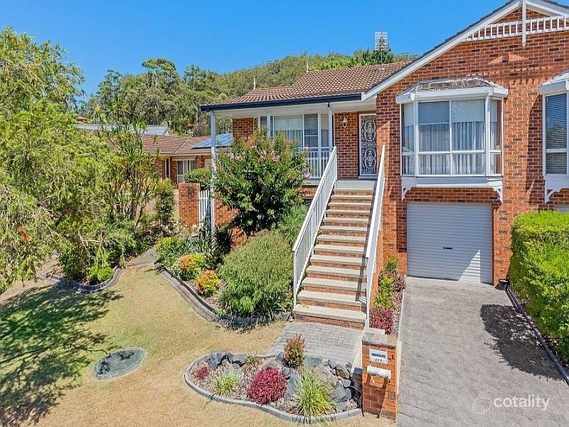 2/4 Willowin Cl, Green Point, NSW 2251