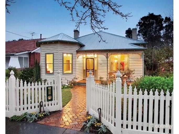 51 Leura Gr, Hawthorn East, VIC 3123
