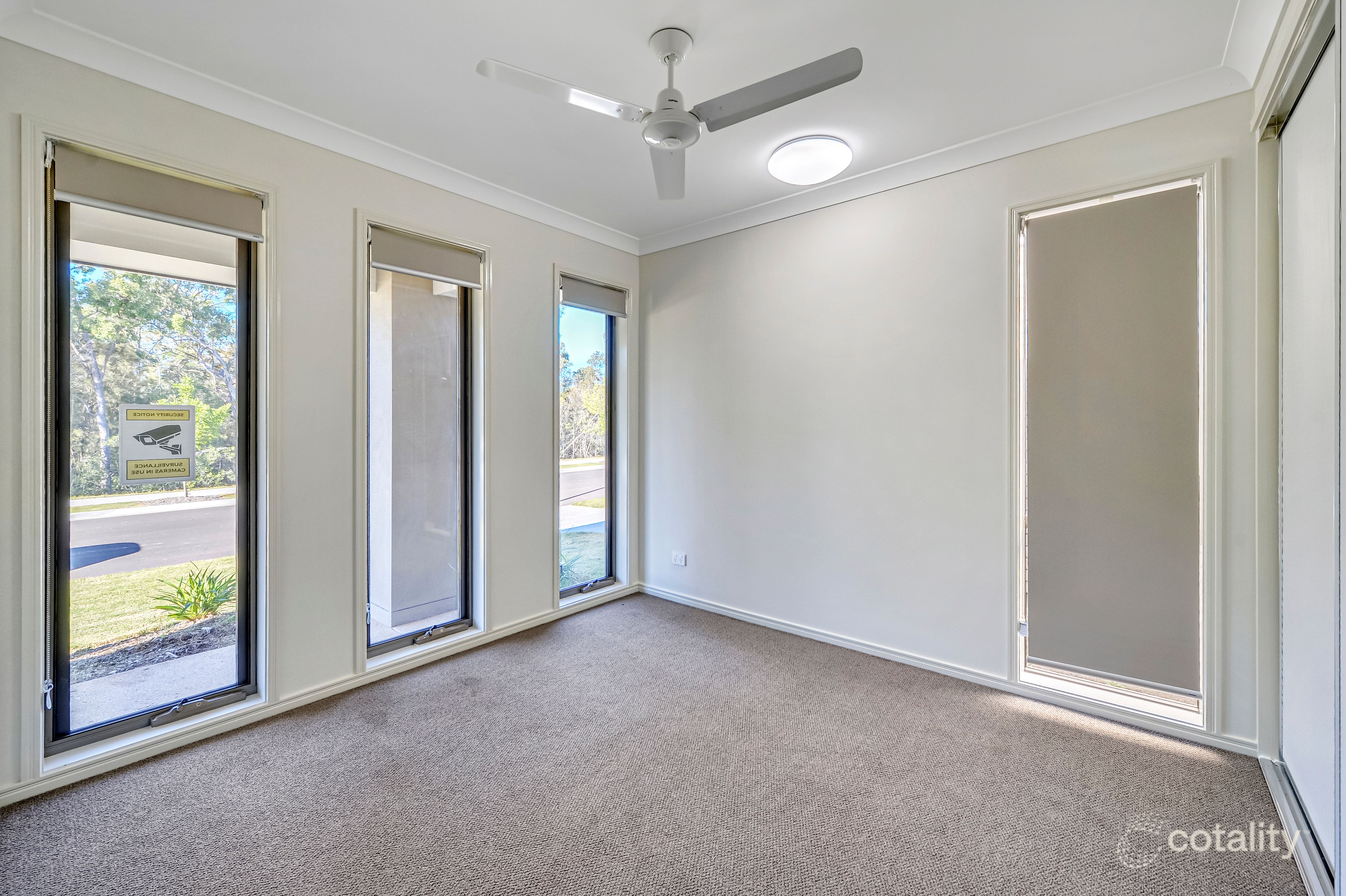 27 Mortimer Dr, Flagstone, QLD 4280