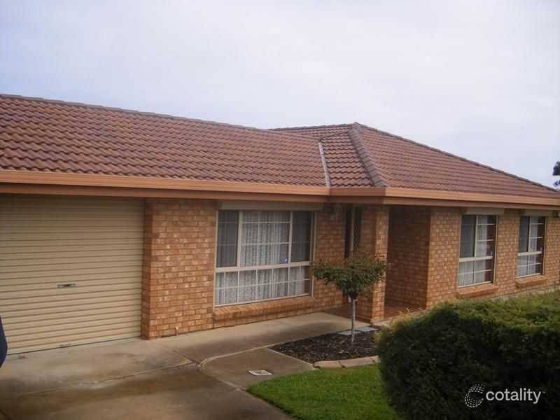 1 Shakes Cres, Hallett Cove, SA 5158