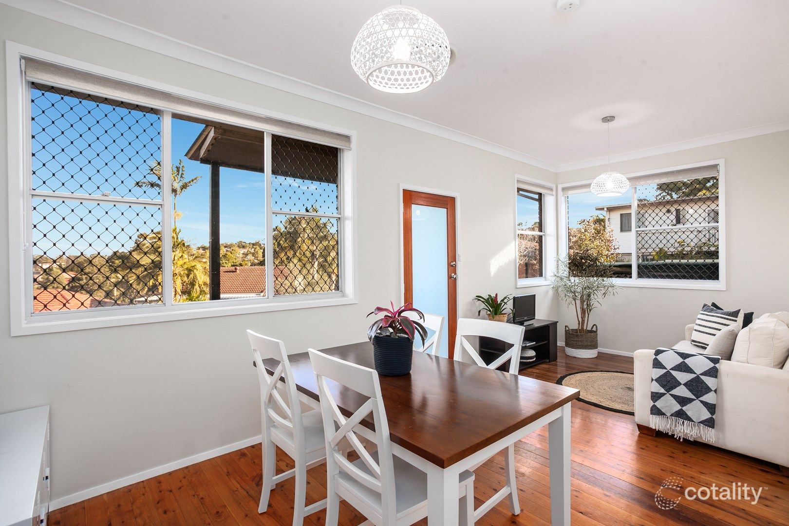 65 Beverley Ave, Unanderra, NSW 2526