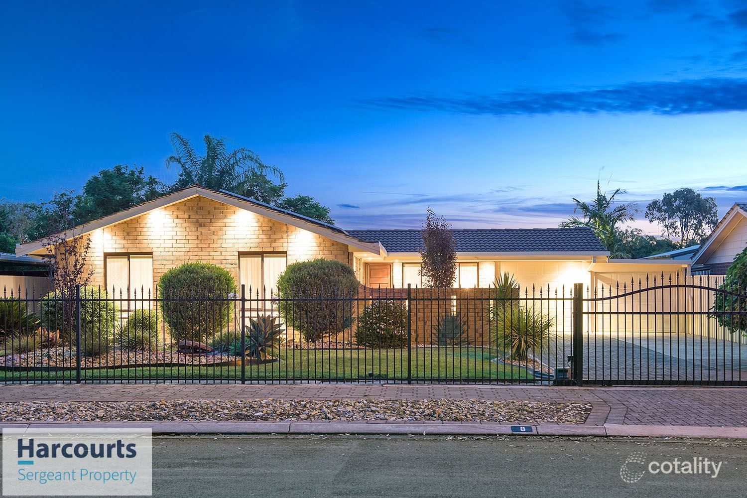 8 Turtur Dr, Paralowie, SA 5108