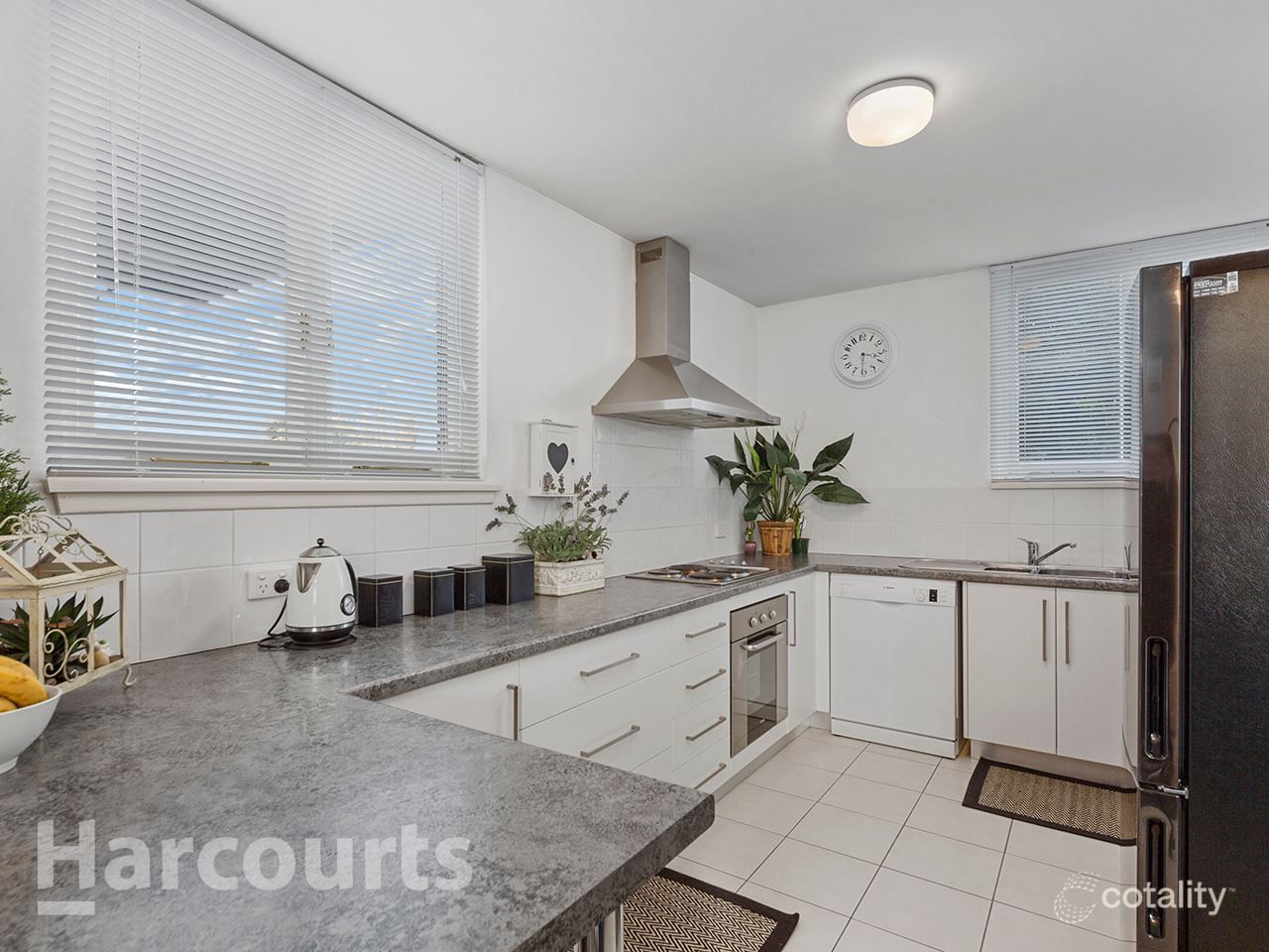2/31 Bournville Cres, Claremont, TAS 7011