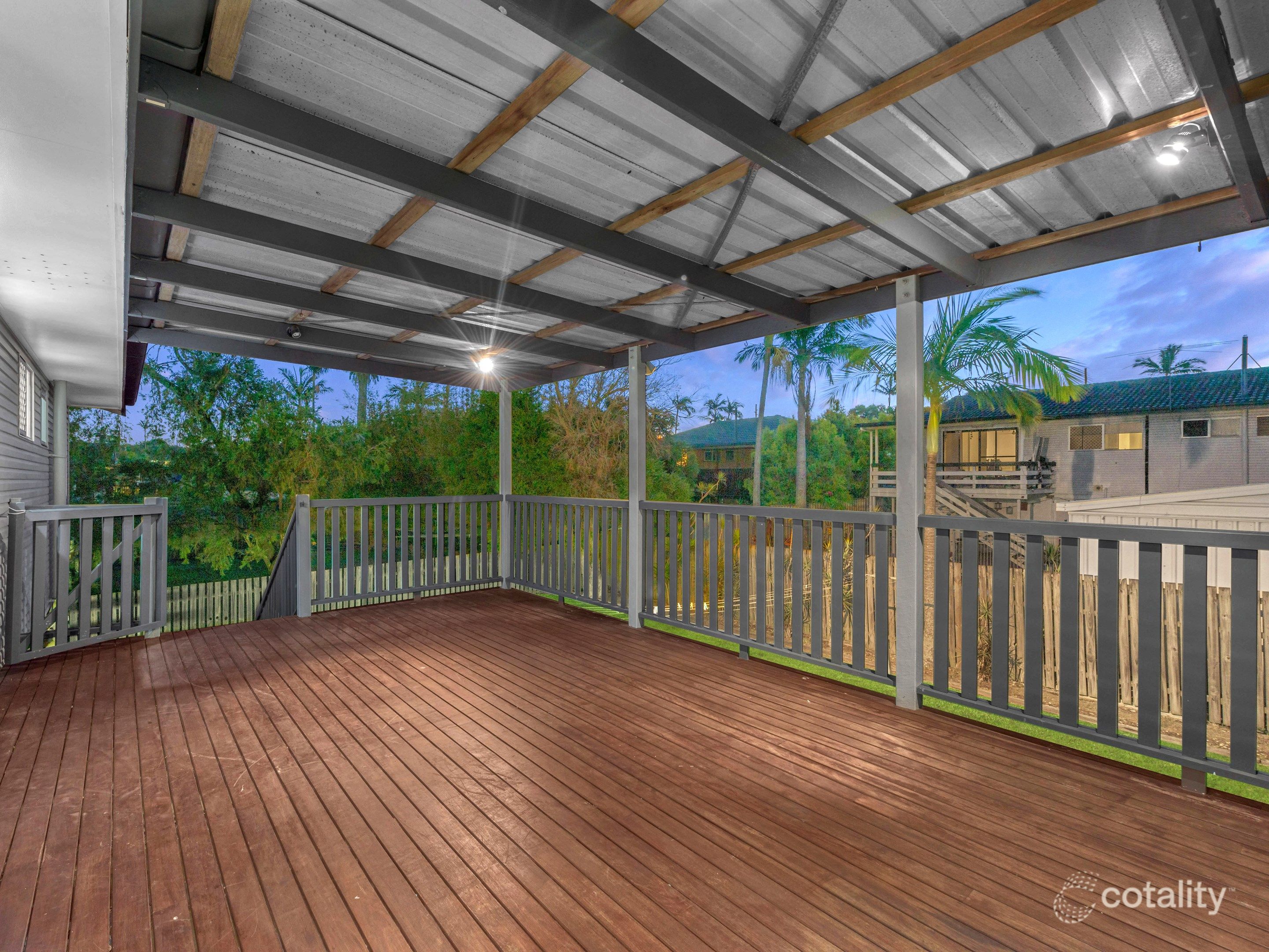 17 Leon St, Tingalpa, QLD 4173