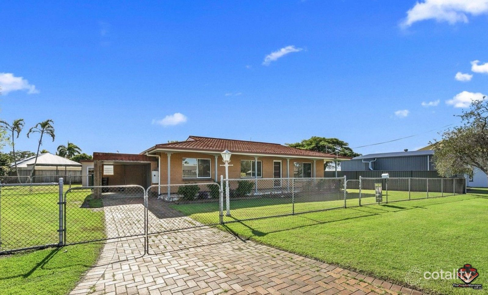 5 Banksia St, Point Vernon, QLD 4655