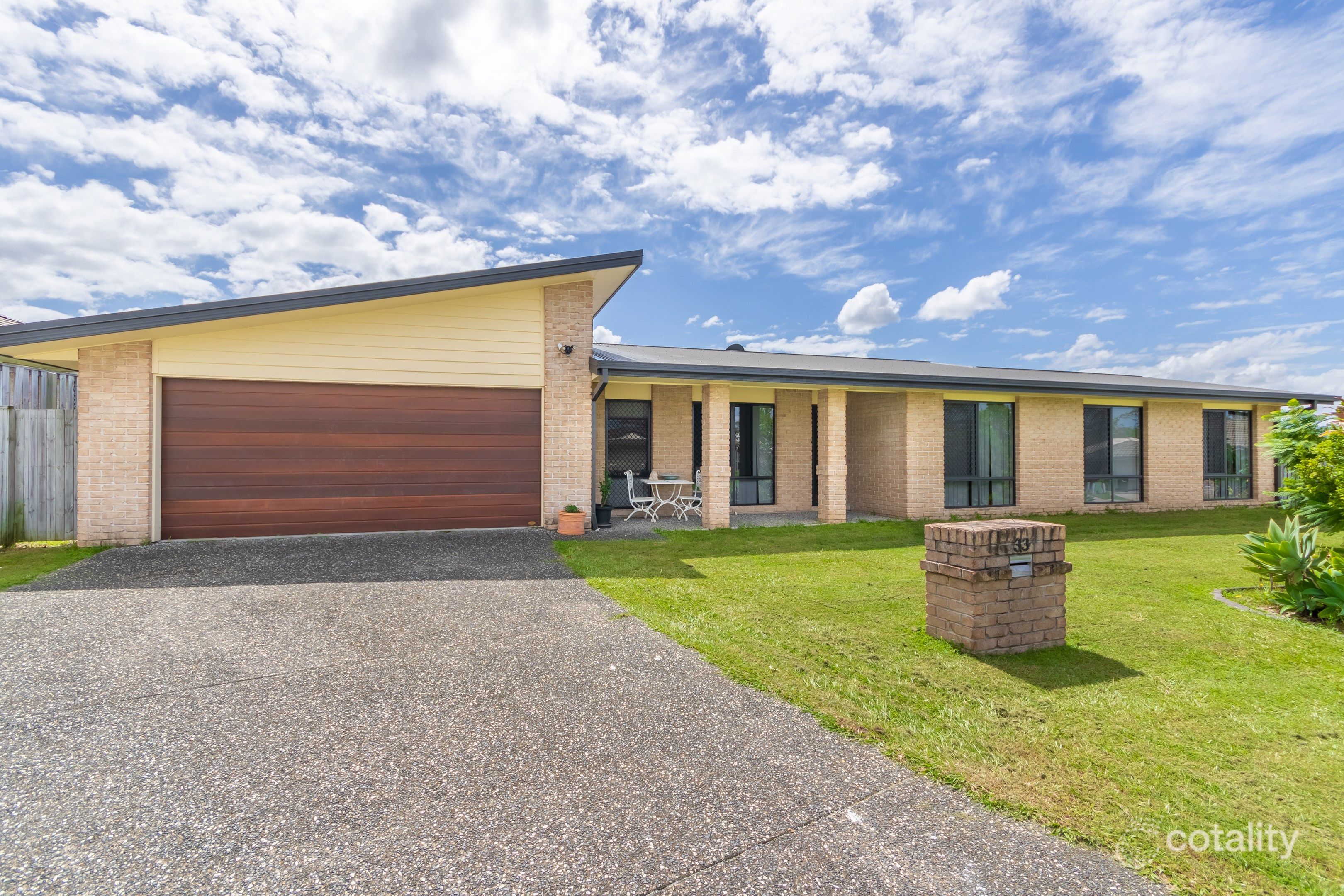 33-35 Bluejay Cct, Morayfield, QLD 4506