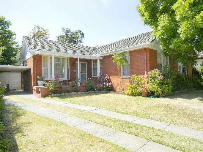 2 Pindari St, Glen Waverley, VIC 3150