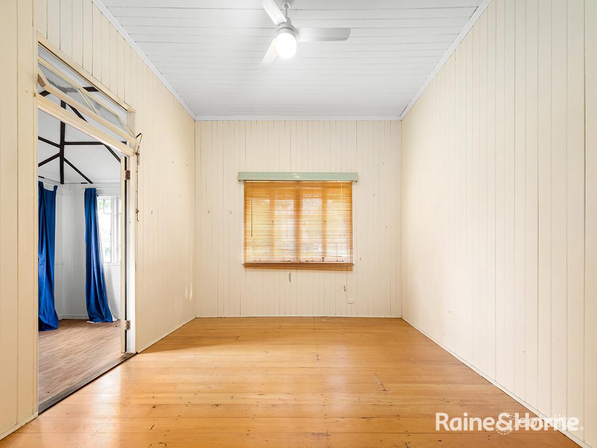 18 Fifth Ave, Bardon, QLD 4065