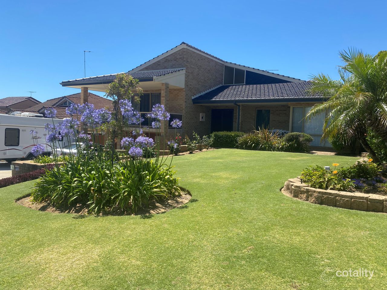 12 Arlington Loop, Coogee, WA 6166