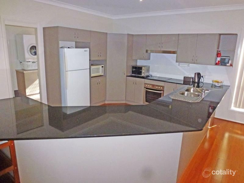 11 Regal Pl, Seaham, NSW 2324