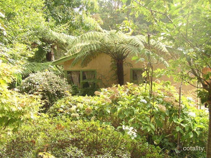 24 Amphlett Ave, Cockatoo, VIC 3781