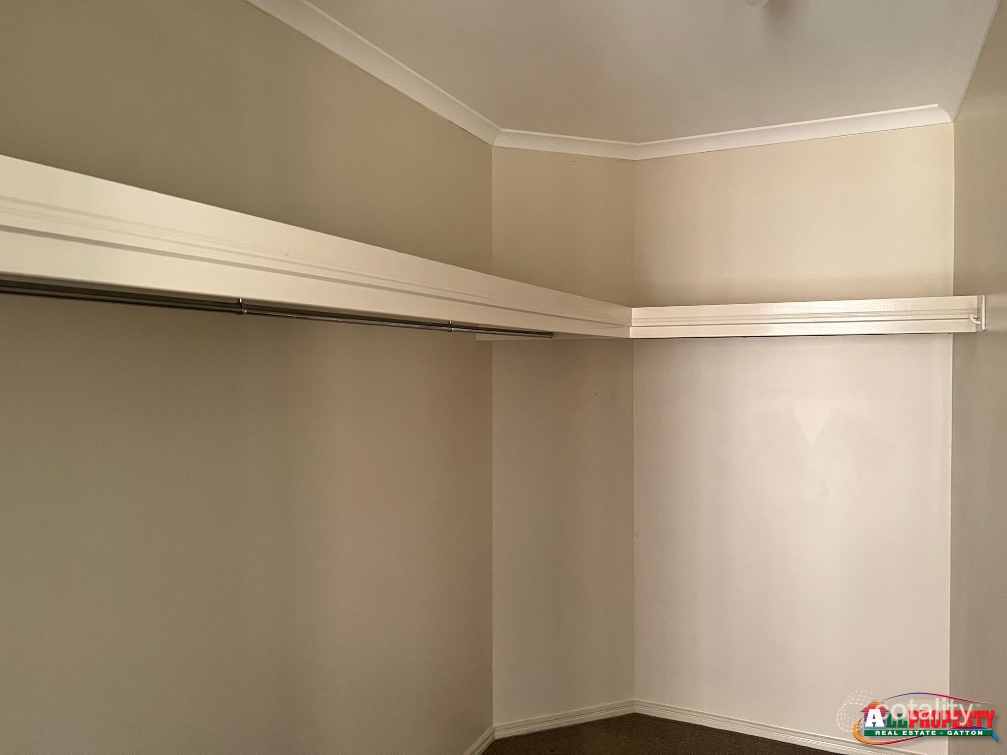 10 Spotted Gum Rd, Gatton, QLD 4343