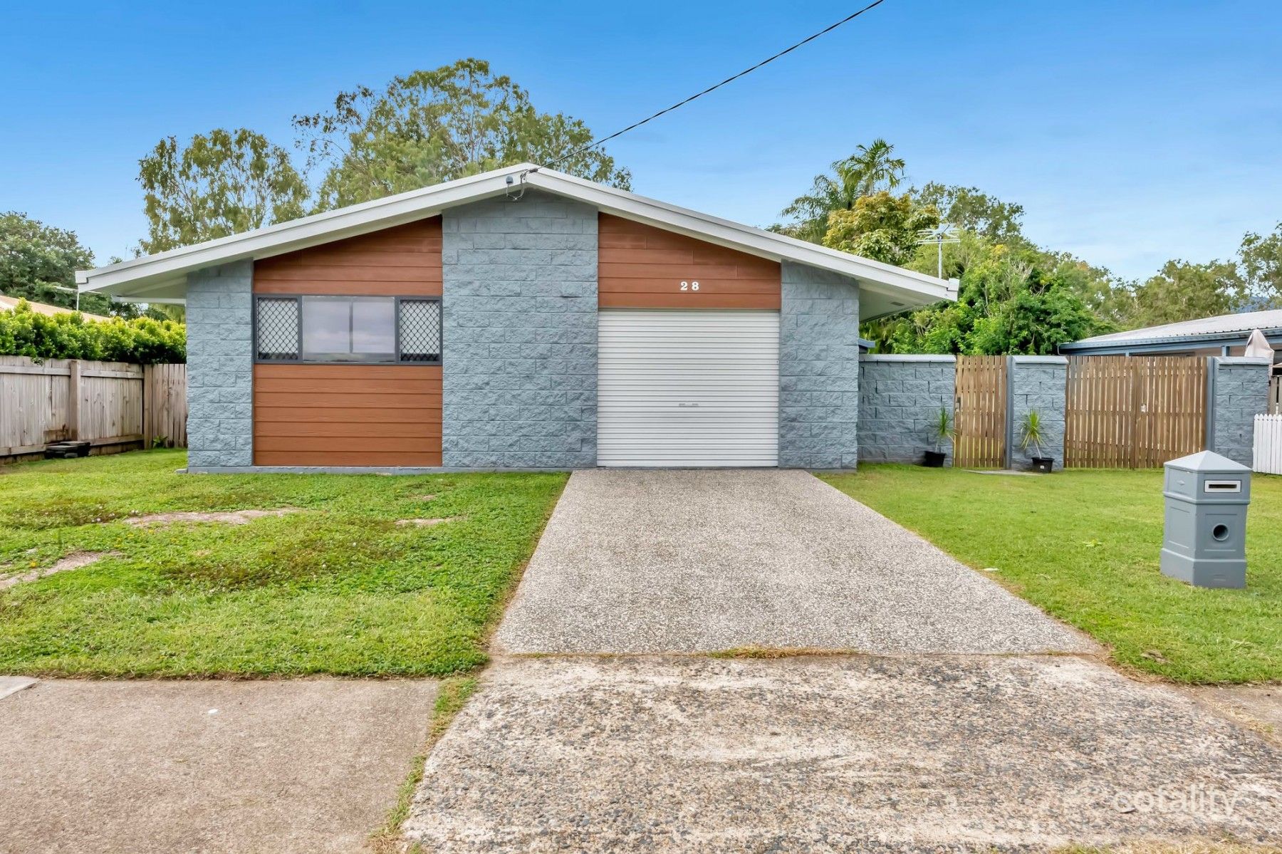 28 Shoal Point Rd, Bucasia, QLD 4750