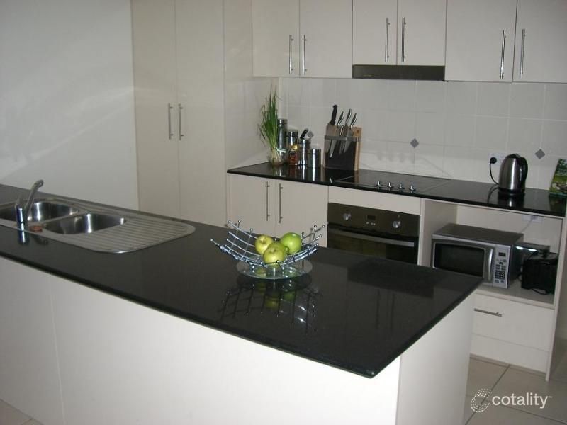 1/56 Elvena Cct, Little Mountain, QLD 4551