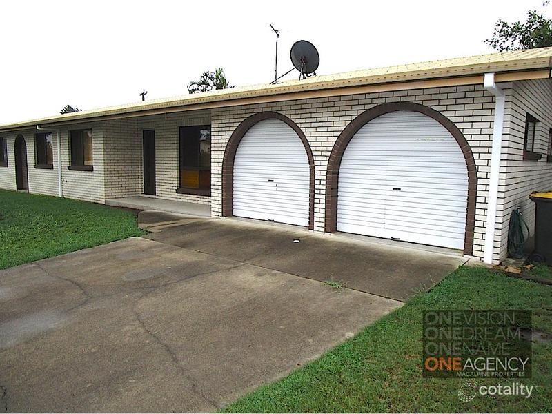 2/10 Jaggard St, Norman Gardens, QLD 4701