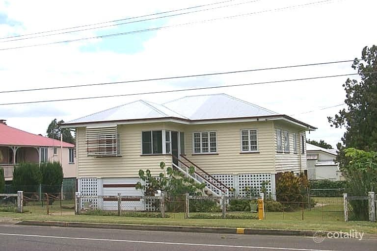 90 Glebe Rd, Newtown, QLD 4305