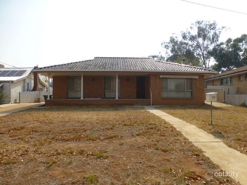 133 Euchie St, Peak Hill, NSW 2869
