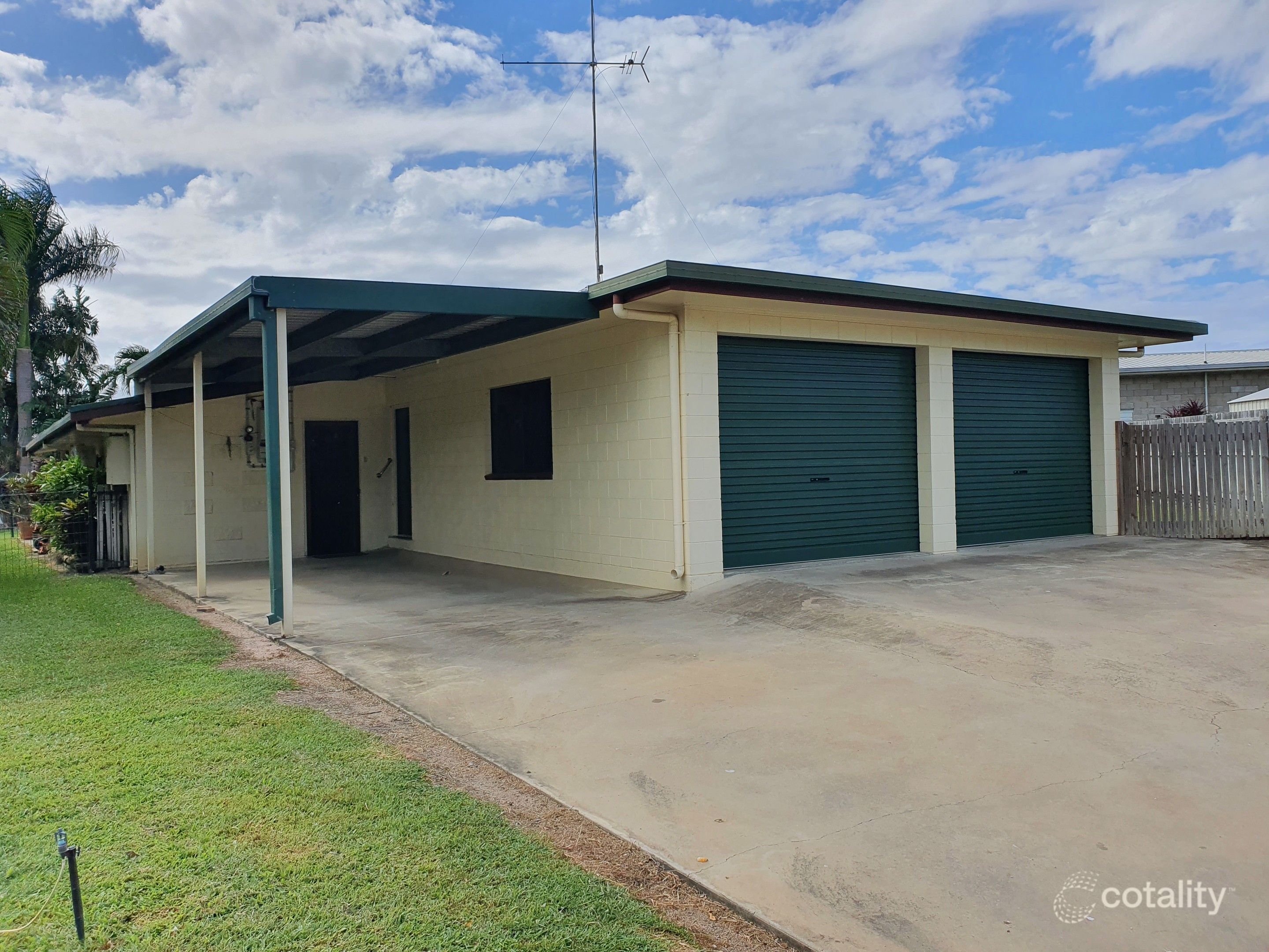 10 Moss St, Ayr, QLD 4807