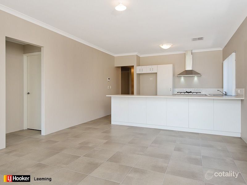 26 Calvera Gdns, Piara Waters, WA 6112