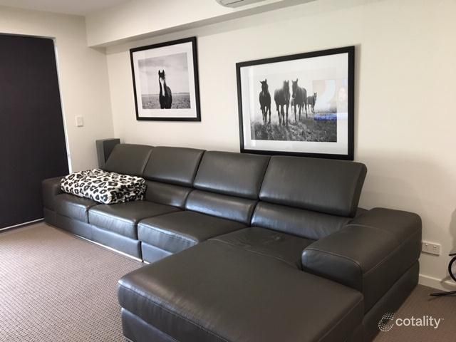 102/35 Halcyon Way, Hope Island, QLD 4212