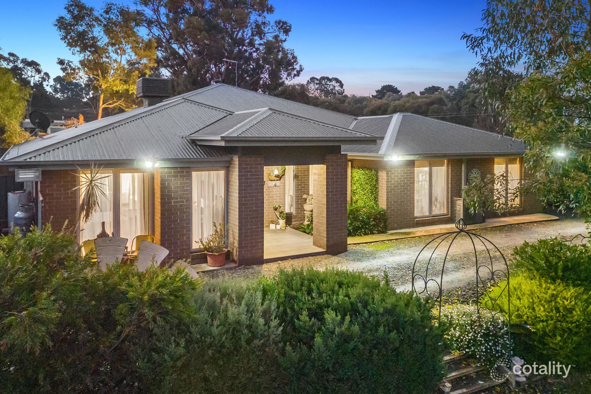 135 High St, Axedale, VIC 3551