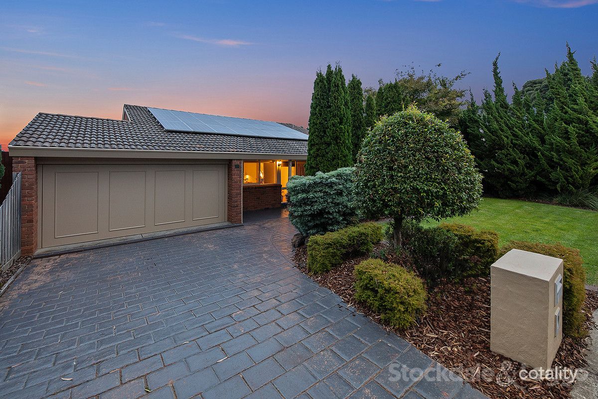 101 Grandview Rd, Wheelers Hill, VIC 3150