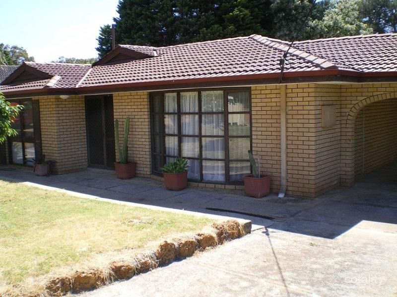 15 Yilgarn St, Mundaring, WA 6073