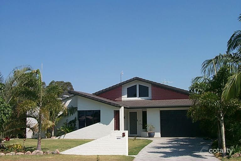 3 Anembo Dr, Torquay, QLD 4655