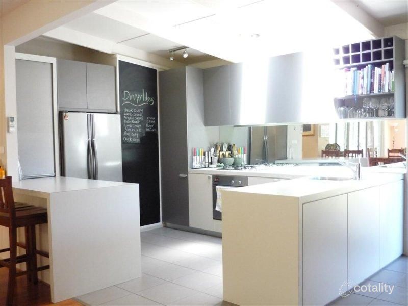 28 Princes Ave, Crafers West, SA 5152