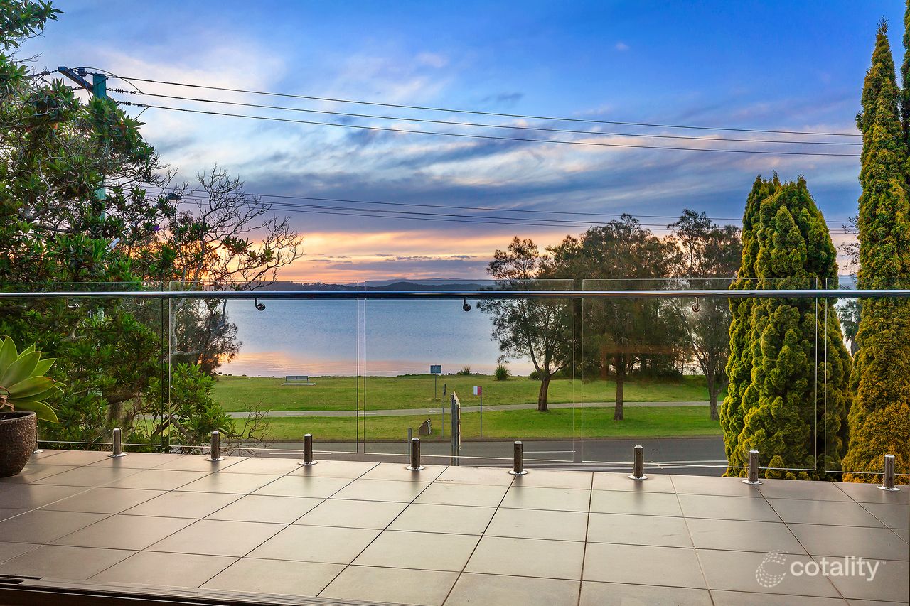 520 The Esplanade, Warners Bay, NSW 2282