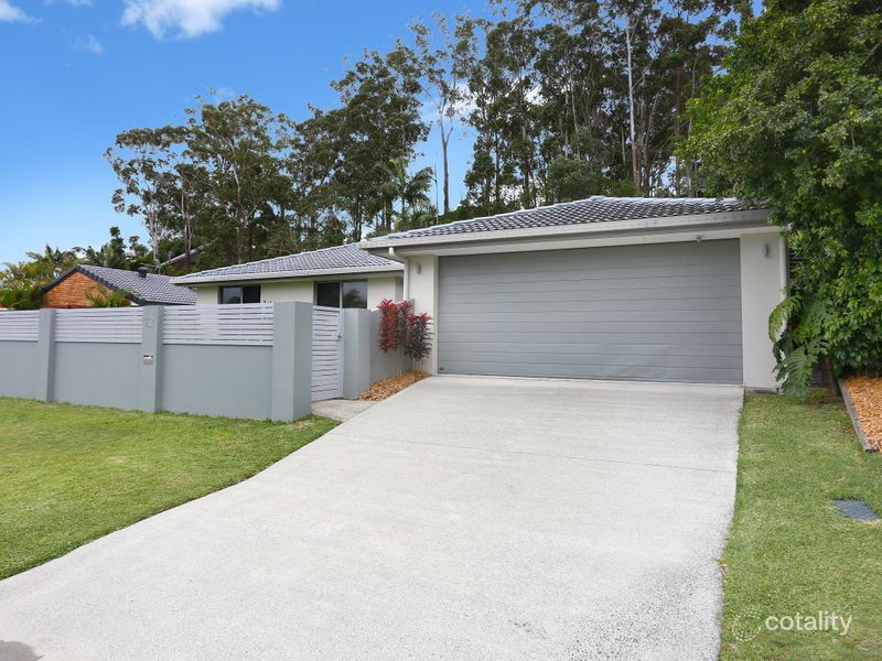 12 Fatsia Ct, Elanora, QLD 4221