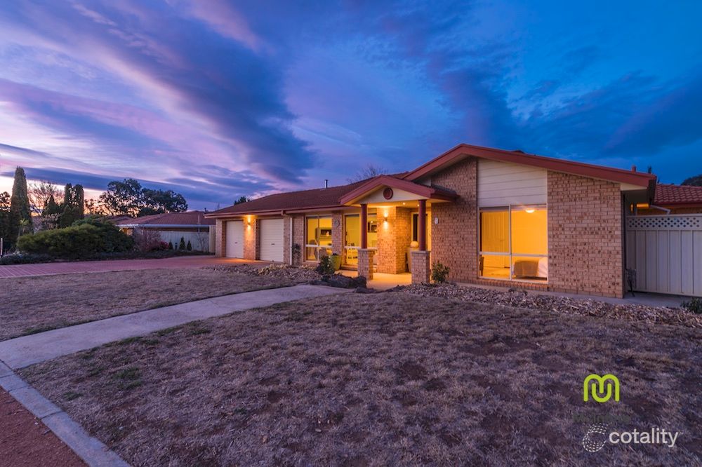 2 Hanretty Pl, Bonython, ACT 2905